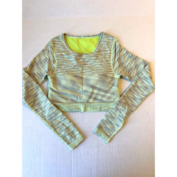 lululemon athletica Tops - Lululemon Ebb to‎ Street Cropped Long Sleeve Shirt Sz 6